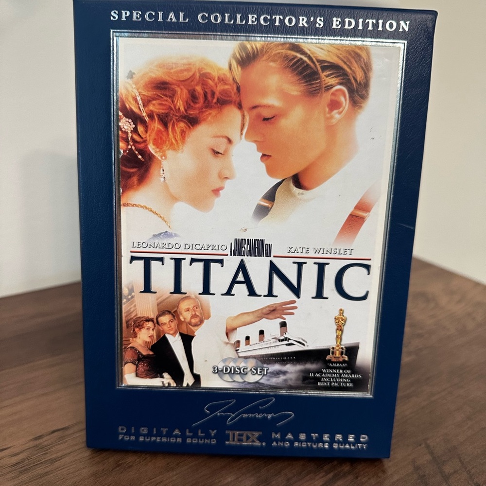 Titanic Special Collectors
Edition, 3 Disc Set, with Special Features